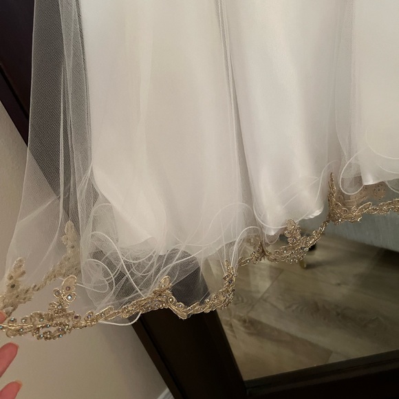 White and gold party or dama dress size M - Picture 5 of 10